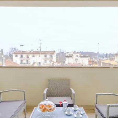 Apartment Casa Alessia - Romantic Urban Retreat With Terrace Florence