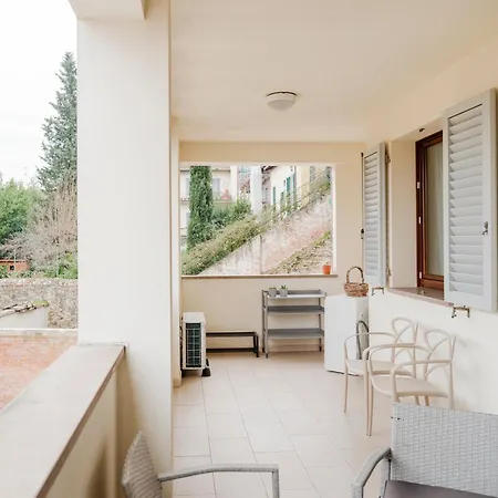 Casa Alessia - Romantic Urban Retreat With Terrace * Florence