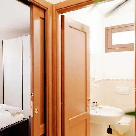 Apartment Casa Alessia - Romantic Urban Retreat With Terrace Florence