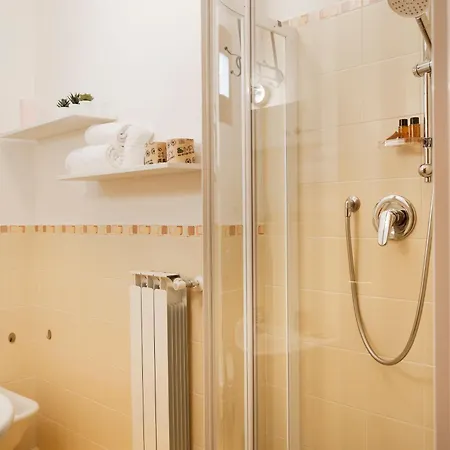 Casa Alessia - Romantic Urban Retreat With Terrace * Florence
