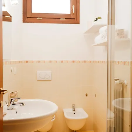 Casa Alessia - Romantic Urban Retreat With Terrace Appartamento Firenze
