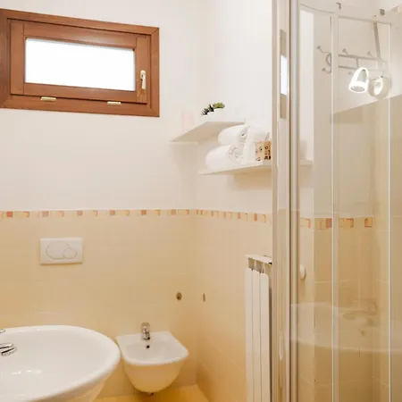 Casa Alessia - Romantic Urban Retreat With Terrace Apartment Florence