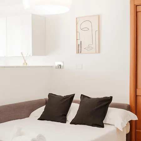 Apartment Casa Alessia - Romantic Urban Retreat With Terrace *